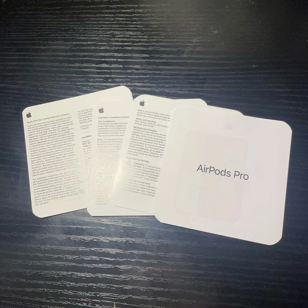 Apple White Wireless Earbuds